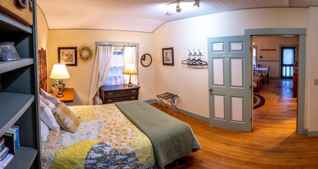 Clementine'S Guest House & Vacation Rentals Астория Экстерьер фото